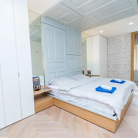 Sunny Design Loft-best Location-amazing View *